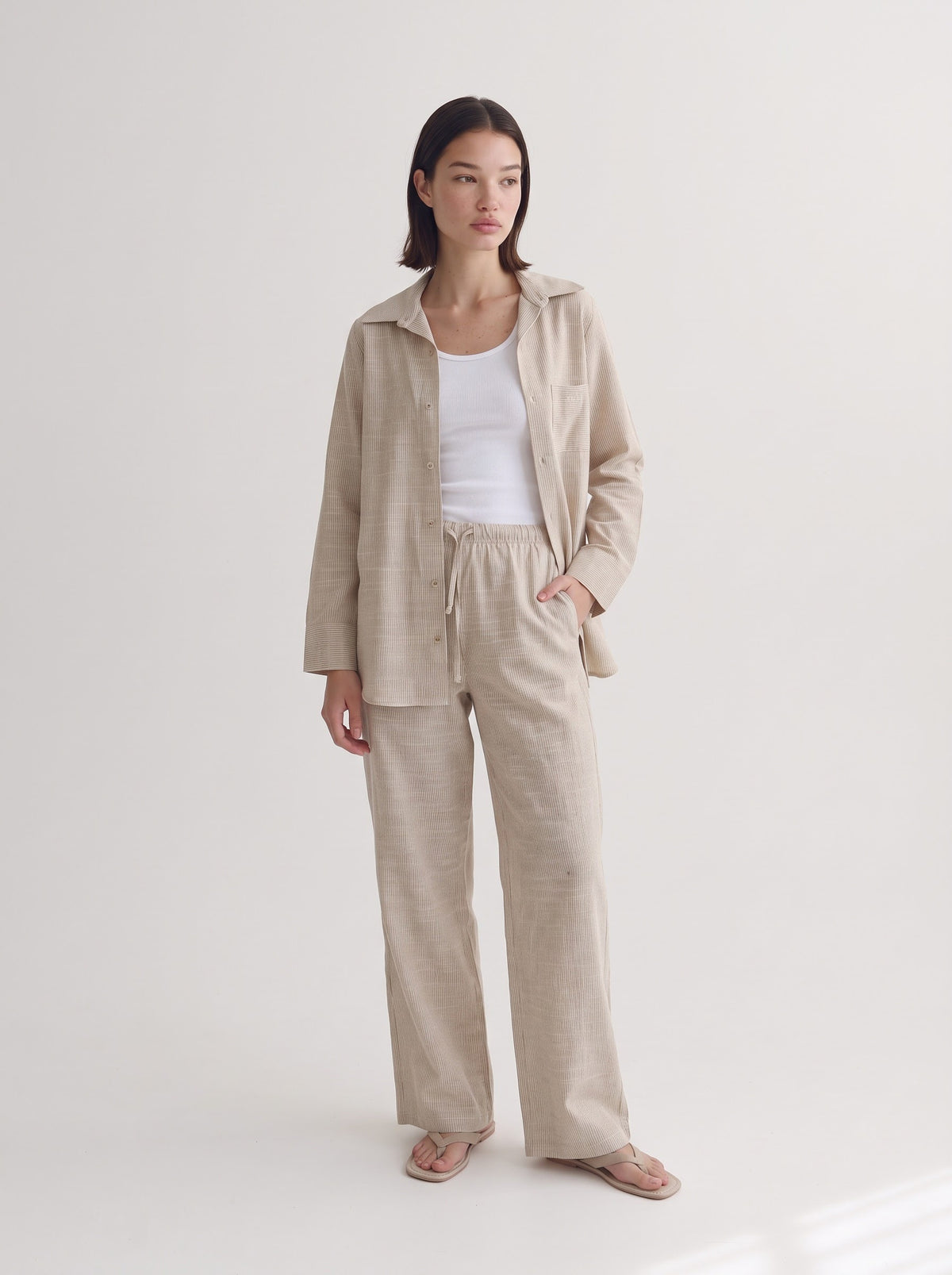 Relaxed fit linen pants