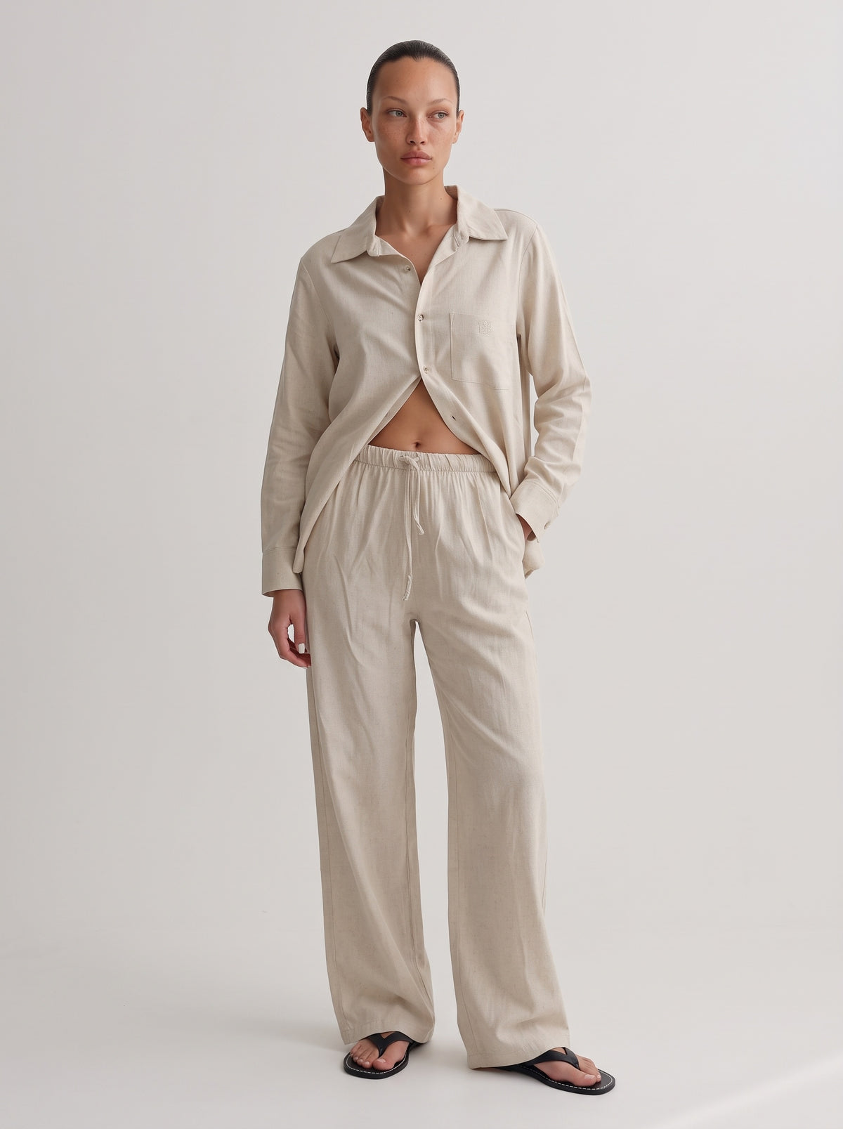 Relaxed fit linen pants
