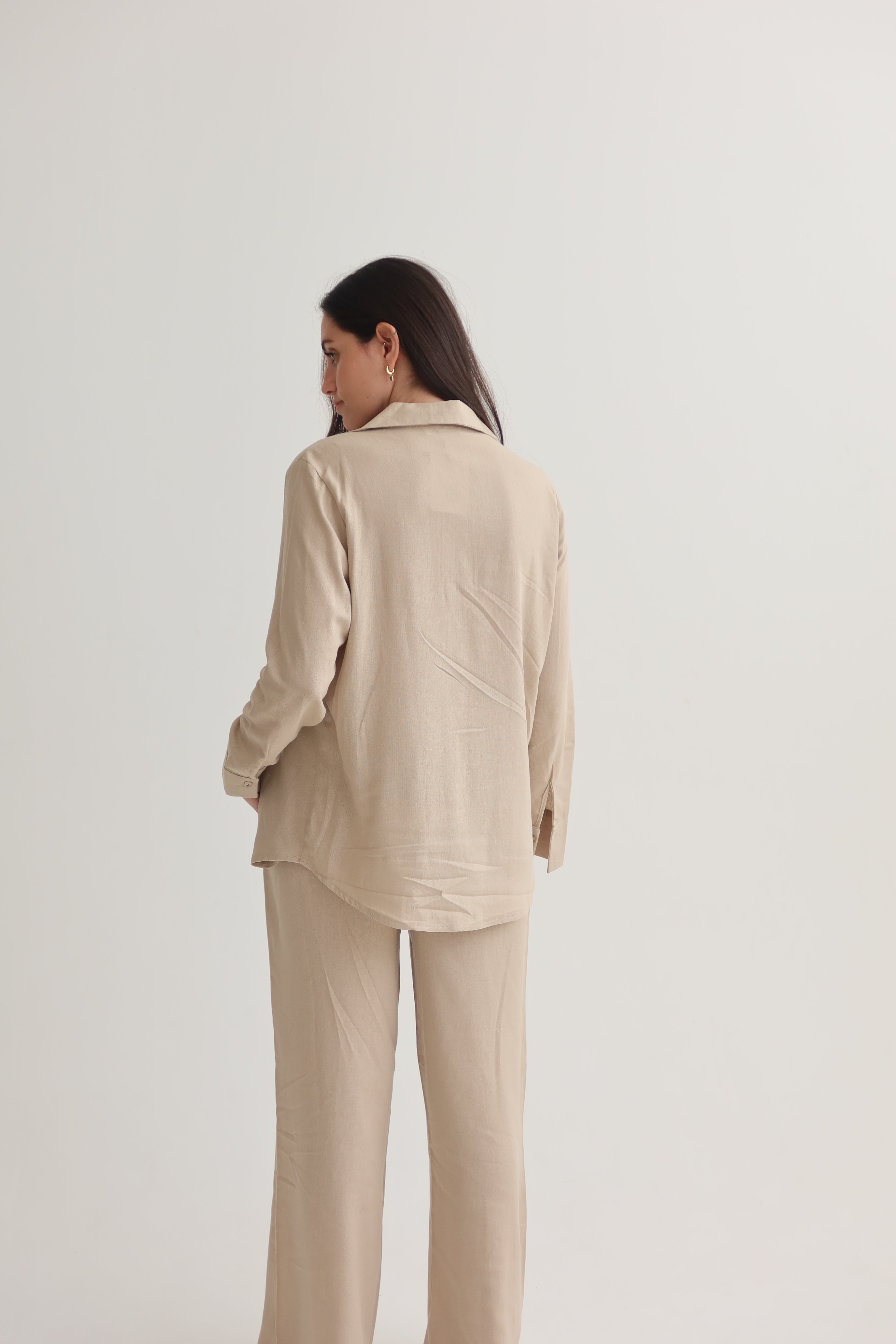 classic button down shirt - beige
