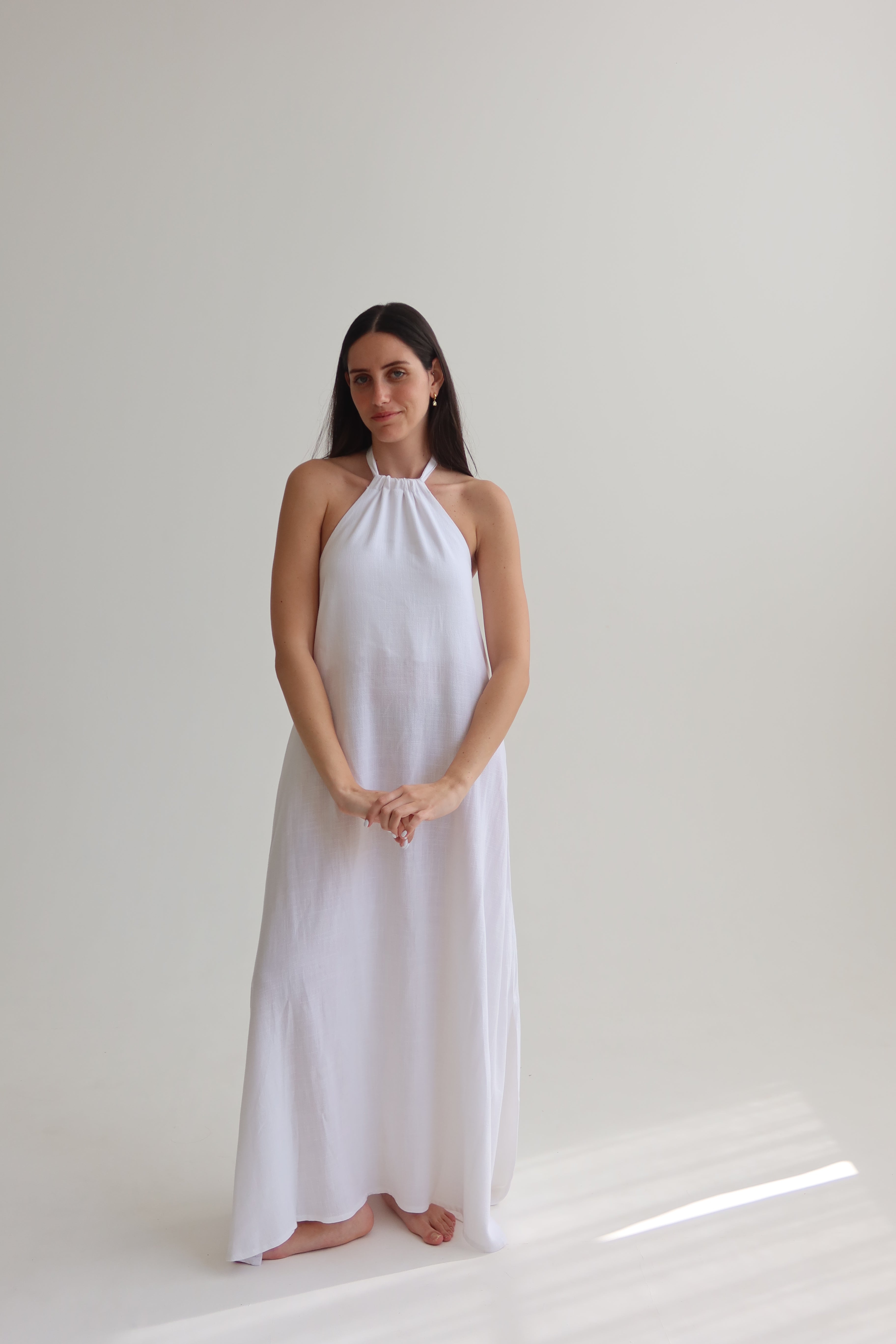 White collar maxi dress